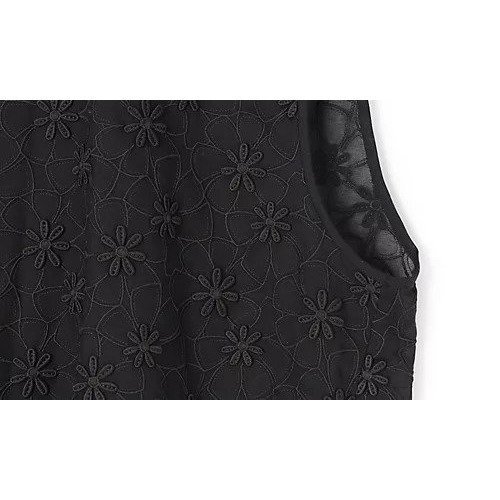 【ブラミンク/BLAMINK】のコットンエンブロイダリーノースリブブラウス 人気、トレンドファッション・服の通販 founy(ファニー) 　ファッション　Fashion　レディースファッション　Fashion for Women　トップス・カットソー　Cut & Sew Tops　シャツ・ブラウス・オフィスカジュアル　Elegant Blouses & Button-Ups　2025年　2025　2025春夏・S/S　Spring/Summer 2025 SS25　イレヘム　Irregular Hemline　エレガント 上品　Elegant　カッティング　Cutting Detail　シアー　Sheer, See-Through　ノースリーブ　Sleeveless, No-Sleeve　フェミニン　Feminine, Girly　フラワー　Flower, Floral　モチーフ　Motif, Design Theme　ラウンド　Round, Round Neck　other-3|ID: prp329100004472624 ipo3291000000035916635