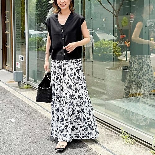 【ノーリーズソフィー/NOLLEY'S sophi】のアートフラワーティアードスカート 人気、トレンドファッション・服の通販 founy(ファニー) 　ファッション　Fashion　レディースファッション　Fashion for Women　スカート　Skirts　ティアードスカート　Tiered Skirts　2025年　2025　2025春夏・S/S　Spring/Summer 2025 SS25　おすすめ　Recommended / Our Picks　シンプル　Simple, Minimal　フラワー　Flower, Floral　プリント　Print, Printed Pattern　リゾート　Resort, Vacation Style　夏　Summer　旅行　Travel　other-2|ID: prp329100004472655 ipo3291000000032989031