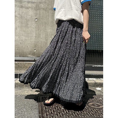 【マリハ/MARIHA】の草原の虹のスカート Baby Daisies 人気、トレンドファッション・服の通販 founy(ファニー) 　ファッション　Fashion　レディースファッション　WOMEN　スカート　Skirt　サンダル　Sandals　シンプル　Simple　スニーカー　Sneakers　ティアードスカート　Tiered Skirt　フェミニン　Feminine　人気　Popularity　洗える　Washable　other-3|ID: prp329100004486828 ipo3291000000031742409