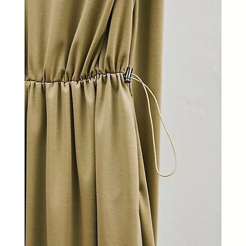 【スアデオ/suadeo】のウエスト切替ワンピース 人気、トレンドファッション・服の通販 founy(ファニー) 　ファッション　Fashion　レディースファッション　Fashion for Women　ワンピース　Dresses　アクセサリー　Fashion Accessories　洗える　Machine Washable　カッティング　Cutting Detail　カーディガン　Cardigan, Knitwear　ギャザー　Gathered, Ruffled　切替　Switching, Contrast Panel　シンプル　Simple, Minimal　ジャケット　Jacket, Outerwear　ストレッチ　Stretch, Stretchy Fabric　スポーティ　Sporty, Casual Athletic　スリーブ　Sleeve, Long Sleeve / Short Sleeve　ドローコード　Drawcord, Drawstring Cord　ノースリーブ　Sleeveless, No-Sleeve　フォーマル　Formal, Dressy　フレンチ　French, French Style　半袖　Short Sleeve, Half Sleeve　リラックス　Relax, Relaxed Fit　ロング　Long, Long-Length　楽ちん　Easy Fit, Comfortable　おすすめ　Recommended / Our Picks　夏　Summer　旅行　Travel　ビジネス 仕事 通勤　Business / Work / Commuting　other-2|ID: prp329100004486852 ipo3291000000034648936