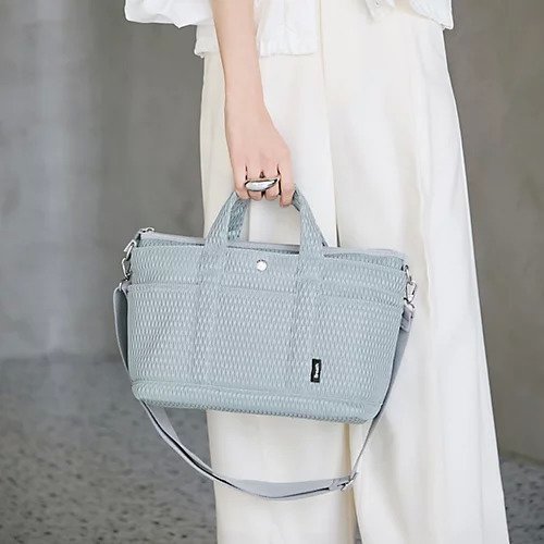 【トプカピ/TOPKAPI】の【Breath TOPKAPI】ポリメッシュ ショルダー付き トートバッグ インテリア・キッズ・メンズ・レディースファッション・服の通販 founy(ファニー) 　ファッション　Fashion　レディースファッション　Fashion for Women　バッグ　Bags　ショルダー　Shoulder, Shoulder Strap　スニーカー　Sneakers, Trainers　ポケット　Pocket, Pocket Detail　メッシュ　Mesh, Net Fabric　軽量　Lightweight, Ultra Light　ライトグレー|ID: prp329100004486862 ipo3291000000032232545