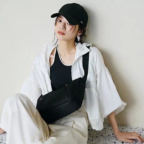 【トプカピ/TOPKAPI】の【Breath TOPKAPI】ポリメッシュ ショルダーバッグ 人気、トレンドファッション・服の通販 founy(ファニー) 　ファッション　Fashion　レディースファッション　WOMEN　バッグ　Bag　ショルダー　Shoulder　スニーカー　Sneakers　スポーツ　Sports　スマート　Smart　ポケット　Pocket　メッシュ　Mesh　軽量　Lightweight　other-2|ID: prp329100004486869 ipo3291000000031630541