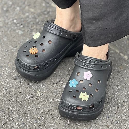 【クロックス/crocs】のENLIGHTEN FLOWER 5 PACK 人気、トレンドファッション・服の通販 founy(ファニー) 　ファッション　Fashion　レディースファッション　WOMEN　アクセサリー　Accessories　シューズ　Shoes　パステル　Pastel　ビジュー　Bijou　フラワー　Flower　other-3|ID: prp329100004496213 ipo3291000000032086136