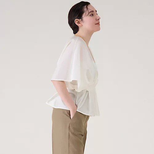 【マルティニーク/martinique】のタックティアードブラウス 人気、トレンドファッション・服の通販 founy(ファニー) 　ファッション　Fashion　レディースファッション　Fashion for Women　トップス・カットソー　Cut & Sew Tops　シャツ・ブラウス・オフィスカジュアル　Elegant Blouses & Button-Ups　おすすめ　Recommended / Our Picks　カーゴパンツ　Cargo Pants, Utility Pants　スラックス　Slacks, Dress Pants　デニム　Denim, Jeans Material　フィット　Fit, Slim Fit　フォーマル　Formal, Dressy　エレガント 上品　Elegant　羽織　Haori, Light Jacket　other-2|ID: prp329100004497576 ipo3291000000033424091