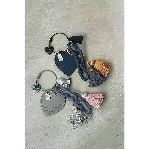 【マージュール/marjour】のHEART CHARM インテリア・キッズ・メンズ・レディースファッション・服の通販 founy(ファニー) 　ファッション　Fashion　レディースファッション　Fashion for Women　おすすめ　Recommended / Our Picks　チェーン　Chain, Chain Strap　チャーム　Charm, Pendant　フェイクレザー　Faux Leather, PU Leather　フリンジ　Fringe, Tassel　メタル　Metal, Metal Parts　NAVY|ID: prp329100004503185 ipo3291000000032717119