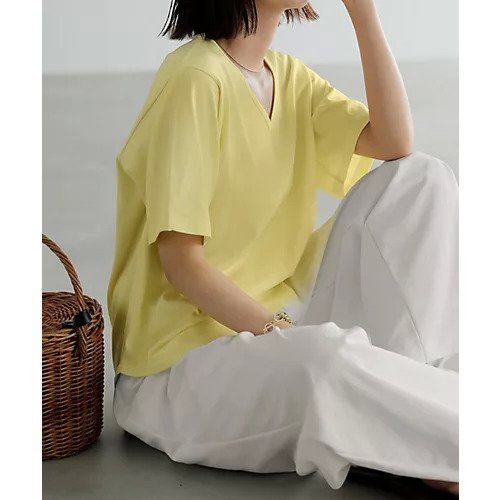 【スタイルデリ/STYLE DELI】のデコルテが開いたヌケ感5分袖Tシャツ 人気、トレンドファッション・服の通販 founy(ファニー) 　ファッション　Fashion　レディースファッション　WOMEN　トップス・カットソー　Tops/Tshirt　シャツ/ブラウス　Shirts/Blouses　ロング / Tシャツ　T-Shirts　イエロー　Yellow　ショルダー　Shoulder　デコルテ　Decolletage　ドロップ　Drop　定番　Standard　パステル　Pastel　フォルム　Form　半袖　Short Sleeve　 other-1|ID: prp329100004503241 ipo3291000000032321850