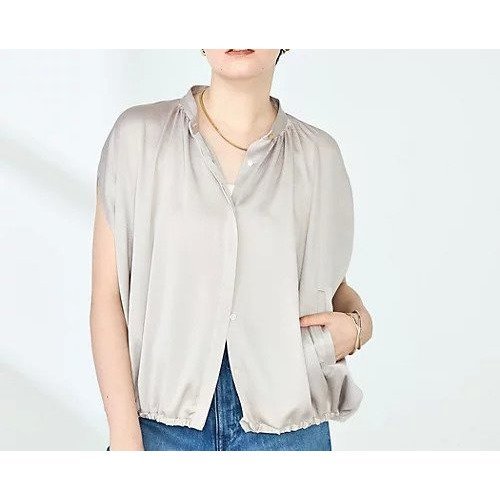 【ノーリーズ/NOLLEY'S】のハンマーサテンケープブラウス インテリア・キッズ・メンズ・レディースファッション・服の通販 founy(ファニー) https://founy.com/ ファッション Fashion レディースファッション WOMEN トップス・カットソー Tops/Tshirt シャツ/ブラウス Shirts/Blouses 2025年 2025 2025春夏・S/S Ss,Spring/Summer,2025 インナー Inner サテン Satin スリット Slit タンク Tank ノースリーブ No Sleeve フォルム Form ブルゾン Blouson ポケット Pocket エレガント 上品 Elegant 羽織 Haori |ID: prp329100004506040 ipo3291000000031803430