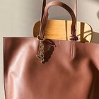 【フィービィー/phoebe】のレタードキーチャーム 人気、トレンドファッション・服の通販 founy(ファニー) ファッション Fashion レディースファッション Fashion for Women シンプル Simple, Minimal チャーム Charm, Pendant フラット Flat, Flat Shoes ポーチ Pouch, Small Case メタル Metal, Metal Parts 人気 Popular, Best Seller thumbnail ラブ|ID: prp329100004506090 ipo3291000000033408336