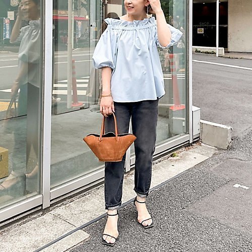 【ノーリーズソフィー/NOLLEY'S sophi】のタフタオフショル2WAYブラウス 人気、トレンドファッション・服の通販 founy(ファニー) 　ファッション　Fashion　レディースファッション　Fashion for Women　トップス・カットソー　Cut & Sew Tops　シャツ・ブラウス・オフィスカジュアル　Elegant Blouses & Button-Ups　2025年　2025　2025春夏・S/S　Spring/Summer 2025 SS25　ギャザー　Gathered, Ruffled　タフタ　Taffeta, Structured Fabric　other-3|ID: prp329100004506210 ipo3291000000033526344