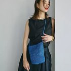【トプカピ/TOPKAPI】の【TREASURE TOPKAPI】メタリック ラウンド ミニ ショルダーバッグ ブルー|ID: prp329100004508127 ipo3291000000031823777