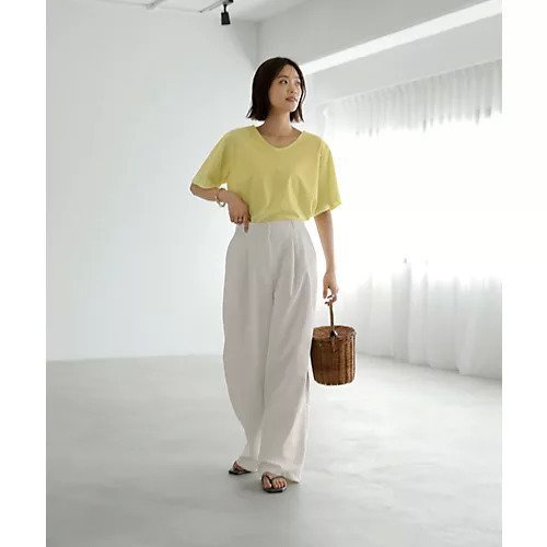 【スタイルデリ/STYLE DELI】のニュアンスホワイト落ち感2タックワイドパンツ 人気、トレンドファッション・服の通販 founy(ファニー) 　ファッション　Fashion　レディースファッション　WOMEN　パンツ　Pants　春　Spring　ストレート　Straight　トレンド　Trend　フォルム　Form　ポケット　Pocket　ループ　Loop　ワイド　Wide　S/S・春夏　Ss・Spring/Summer　夏　Summer　other-2|ID: prp329100004510923 ipo3291000000031861271