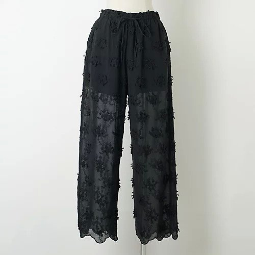 【クリンクル クリンクル クリンクル/crinkle crinkle crinkle】の【洗える】sheer cotton 3D embroidery easy pants 人気、トレンドファッション・服の通販 founy(ファニー) 　ファッション　Fashion　レディースファッション　WOMEN　パンツ　Pants　ショーツ　Shorts　トレンド　Trend　フラワー　Flower　リアル　Real　洗える　Washable　 other-1|ID: prp329100004515063 ipo3291000000031901337