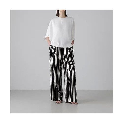 【アドーア/ADORE】のボールドストライプジャガードパンツ 人気、トレンドファッション・服の通販 founy(ファニー) 　ファッション　Fashion　レディースファッション　Fashion for Women　パンツ　Pants & Trousers　おすすめ　Recommended / Our Picks　シアー　Sheer, See-Through　ジャカード／ジャガード　Jacquard, Woven Pattern　スタンダード　Standard, Basic　ストライプ　Stripe, Striped Pattern　フィット　Fit, Slim Fit　フロント　Front, Front Design　ボーダー　Border, Stripe　ルーズ　Loose, Oversized　ワイド　Wide, Wide Fit　夏　Summer　春　Spring　S/S・春夏　SS, Spring/Summer, Warm Season　other-2|ID: prp329100004515074 ipo3291000000033155867