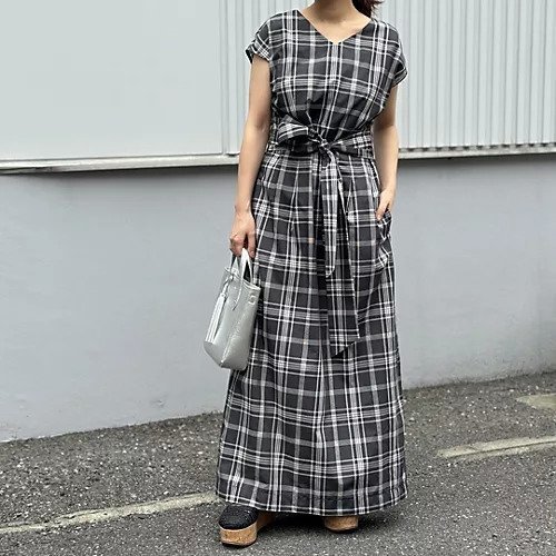 【トゥエルブクローゼット/12closet】の【洗える】腰高チェックワンピース 人気、トレンドファッション・服の通販 founy(ファニー) 　ファッション　Fashion　レディースファッション　Fashion for Women　ワンピース　Dresses　カッティング　Cutting Detail　チェック　Check, Plaid, Tartan　デコルテ　Décolleté, Neckline　リボン　Ribbon, Bow　ロング　Long, Long-Length　夏　Summer　洗える　Machine Washable　other-2|ID: prp329100004515078 ipo3291000000034618401