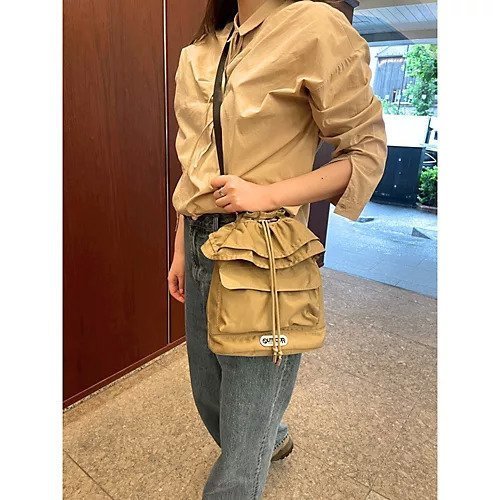 【アウトドアプロダクツ/OUTDOOR PRODUCTS】の【LEE別注】ダブルフリル巾着バッグ 人気、トレンドファッション・服の通販 founy(ファニー) 　ファッション　Fashion　レディースファッション　Ladies' Fashion Online　バッグ　Bag　スポーティ　Sporty　ダブル　Double　フリル　Frills　フロント　Front　ポケット　Pocket　マグネット　Magnet　別注　Special Order　巾着　Purse　財布　Wallet　other-3|ID: prp329100004515085 ipo3291000000032322535
