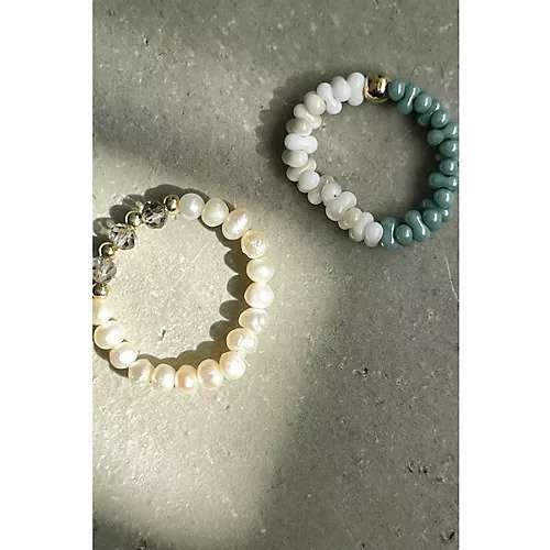 【マージュール/marjour】のBEADS RING インテリア・キッズ・メンズ・レディースファッション・服の通販 founy(ファニー) https://founy.com/ ファッション Fashion レディースファッション Fashion for Women ガラス Glass, Glassware ストレッチ Stretch, Stretchy Fabric パール Pearl, Pearl Accent |ID: prp329100004515107 ipo3291000000031901575