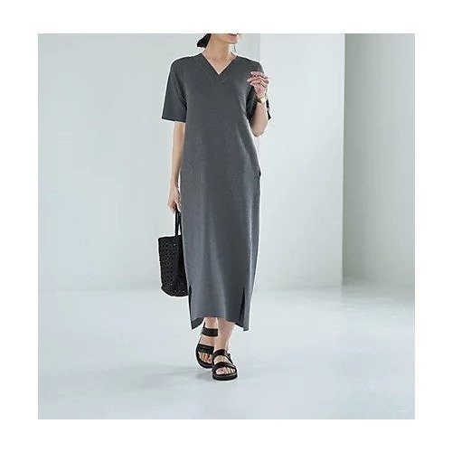 【スタイルデリ/STYLE DELI】のニュアンス糸のシャリ感Vネックワンピース インテリア・キッズ・メンズ・レディースファッション・服の通販 founy(ファニー) 　ファッション　Fashion　レディースファッション　WOMEN　ワンピース　Dress　くるぶし　Ankle　サマー　Summer　サンダル　Sandals　スニーカー　Sneakers　スリット　Slit　スリーブ　Sleeve　ノースリーブ　No Sleeve　ハーフ　Half　フロント　Front　ペチコート　Petticoat　ボーダー　Border　ポケット　Pocket　半袖　Short Sleeve　ミックス　Mix　無地　Plain Color　夏　Summer　エレガント 上品　Elegant　チャコール|ID: prp329100004515170 ipo3291000000031902380
