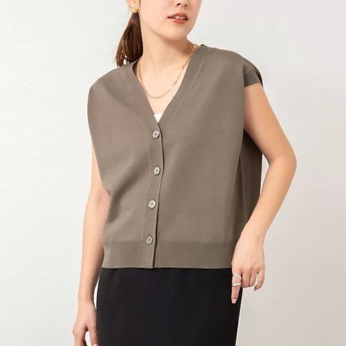 【ノーリーズソフィー/NOLLEY'S sophi】のニットジレ インテリア・キッズ・メンズ・レディースファッション・服の通販 founy(ファニー) 　ファッション　Fashion　レディースファッション　WOMEN　アウター　Coat Outerwear　トップス・カットソー　Tops/Tshirt　ニット　Knit Tops　ベスト/ジレ　Gilets/Vests　2025年　2025　2025春夏・S/S　Ss,Spring/Summer,2025　おすすめ　Recommend　キャミソール　Camisole　タンク　Tank　デニム　Denim　バランス　Balance　フレア　Flare　ロング　Long　夏　Summer　春　Spring　カーキ|ID: prp329100004516123 ipo3291000000031914202