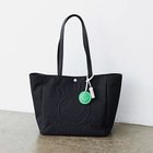 【トプカピ/TOPKAPI】の【Breath TOPKAPI】SMILE COLLECTION エンボス スマイル ビッグ トートバッグ /スマイルチャーム付き ブラック|ID: prp329100004516142 ipo3291000000031914392