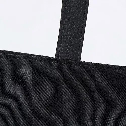 【トプカピ/TOPKAPI】の【Breath TOPKAPI】SMILE COLLECTION エンボス スマイル ビッグ トートバッグ /スマイルチャーム付き 人気、トレンドファッション・服の通販 founy(ファニー) 　ファッション　Fashion　レディースファッション　WOMEN　バッグ　Bag　キャンバス　Canvas　チャーム　Charm　ビッグ　Big　フラップ　Flap　フロント　Front　ポケット　Pocket　モチーフ　Motif　other-3|ID: prp329100004516142 ipo3291000000031914396