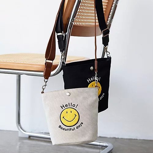 【トプカピ/TOPKAPI】の【Breath TOPKAPI】SMILE COLLECTION スマイル ショルダーバッグ インテリア・キッズ・メンズ・レディースファッション・服の通販 founy(ファニー) https://founy.com/ ファッション Fashion レディースファッション WOMEN バッグ Bag キャンバス Canvas バケツ Bucket ポケット Pocket |ID: prp329100004516148 ipo3291000000031914434