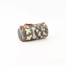 【ノーリーズ/NOLLEY'S】 【manipuri/マニプリ】筒形ポーチ人気、トレンドファッション・服の通販 founy(ファニー) ファッション Fashion レディースファッション WOMEN ポーチ Pouches コンパクト Compact スカーフ Scarf ストール Stall フランス France プリント Print ポーチ Pouch メンズ Mens 人気 Popularity 日本製 Made In Japan |ID:prp329100004516162