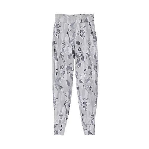 【ジュリエ/Julier】のAirleafプリントレギンスパンツ インテリア・キッズ・メンズ・レディースファッション・服の通販 founy(ファニー) 　ファッション　Fashion　レディースファッション　WOMEN　パンツ　Pants　レギンス　Leggings　コレクション　Collection　ストレッチ　Stretch　フィット　Fit　プリント　Print　水着　Swimsuit　ヨガ　Yoga　リラックス　Relax　リーフ　Leaf　レギンス　Leggings　ワーク　Work　冬　Winter　おすすめ　Recommend　グレイッシュベージュ|ID: prp329100004516269 ipo3291000000031915595
