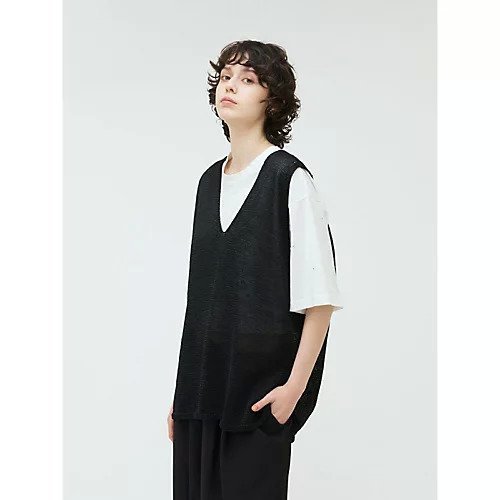 【ミズイロ インド/mizuiro ind】のワイドVネックベスト 人気、トレンドファッション・服の通販 founy(ファニー) 　ファッション　Fashion　レディースファッション　WOMEN　アウター　Coat Outerwear　トップス・カットソー　Tops/Tshirt　ベスト/ジレ　Gilets/Vests　Vネック　V-Neck　インナー　Inner　ノースリーブ　No Sleeve　ベスト　Vest　ワイド　Wide　夏　Summer　春　Spring　S/S・春夏　Ss・Spring/Summer　other-3|ID: prp329100004523638 ipo3291000000031999225