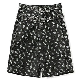 【ガニー/GANNI】のFloral Jacquard Shorts 人気、トレンドファッション・服の通販 founy(ファニー) ファッション Fashion レディースファッション WOMEN 2025年 2025 2025春夏・S/S Ss,Spring/Summer,2025 ショート Short ジャカード Jacquard スクエア Square ダブル Double 洗える Washable |ID:prp329100004532447