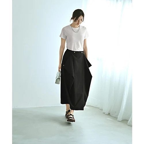 【スタイルデリ/STYLE DELI】の【BLK001】アシンメトリータックスカート インテリア・キッズ・メンズ・レディースファッション・服の通販 founy(ファニー) 　ファッション　Fashion　レディースファッション　WOMEN　スカート　Skirt　オーガンジー　Organdy　春　Spring　シンプル　Simple　スリット　Slit　チェック　Check　ドレープ　Drape　定番　Standard　バルーン　Balloon　フラット　Flat　フロント　Front　ミモレ　Mimore　A/W・秋冬　Aw・Autumn/Winter・Fw・Fall-Winter　S/S・春夏　Ss・Spring/Summer　おすすめ　Recommend　夏　Summer　旅行　Travel　エレガント 上品　Elegant　ブラック|ID: prp329100004535077 ipo3291000000032049279