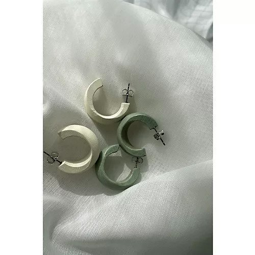 【マージュール/marjour】のWOOD HOOP PIERCE インテリア・キッズ・メンズ・レディースファッション・服の通販 founy(ファニー) 　ファッション　Fashion　レディースファッション　WOMEN　ウッド　Wood　フープ　Hoop　IVORY|ID: prp329100004535139 ipo3291000000032049567