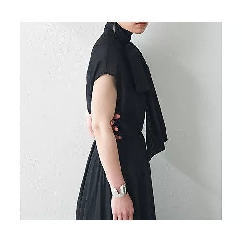 【ウィムガゼット/Whim Gazette】のシルクローンノースリーブブラウス 人気、トレンドファッション・服の通販 founy(ファニー) 　ファッション　Fashion　レディースファッション　WOMEN　トップス・カットソー　Tops/Tshirt　キャミソール / ノースリーブ　No Sleeves　シャツ/ブラウス　Shirts/Blouses　エレガント 上品　Elegant　シルク　Silk　シンプル　Simple　スリーブ　Sleeve　セットアップ　Set Up　フレンチ　French　ボトム　Bottom　おすすめ　Recommend　2025年　2025　2025春夏・S/S　Ss,Spring/Summer,2025　other-3|ID: prp329100004537202 ipo3291000000032061915