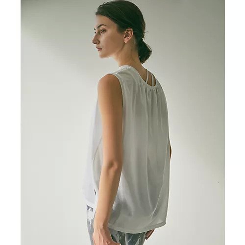 【ジュリエ/Julier】のロイヤルクロス天竺タンクトップ 人気、トレンドファッション・服の通販 founy(ファニー) 　ファッション　Fashion　レディースファッション　Fashion for Women　スポーツウェア　Functional & Stylish Sportswear　ギャザー　Gathered, Ruffled　コレクション　Collection, Seasonal Line　シンプル　Simple, Minimal　タンク　Tank Top, Sleeveless Top　ドレープ　Drape, Draping Fabric　無地　Plain, Solid Color　ヨガ　Yoga, Yoga Wear　ランニング　Running, Running Wear, Activewear, Jogging　リラックス　Relax, Relaxed Fit　レギンス　Leggings, Stretch Pants　エレガント 上品　Elegant　other-3|ID: prp329100004541225 ipo3291000000032085406