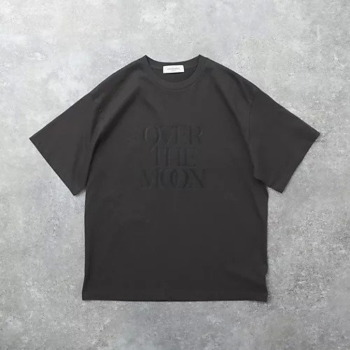 【ノーリーズ グッドマン/NOLLEY'S goodman / MEN】のコンパクトコーマ ファインジャージT《OVER THE MOON/GODSEND》25SS インテリア・キッズ・メンズ・レディースファッション・服の通販 founy(ファニー) 　ファッション　Fashion　メンズファッション　Fashion for Men　インナー　Innerwear　スラックス　Slacks, Dress Pants　デニム　Denim, Jeans Material　なめらか　Smooth, Silky Texture　フロント　Front, Front Design　プリント　Print, Printed Pattern　おすすめ　Recommended / Our Picks　2025年　2025　2025春夏・S/S　Spring/Summer 2025 SS25　チャコールグレー|ID: prp329100004541324 ipo3291000000032086076