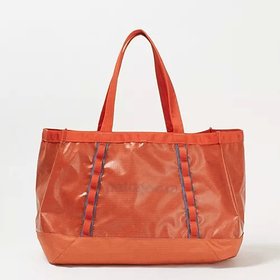 【パタゴニア/Patagonia】 【洗える】Black Hole Tote 25 L人気、トレンドファッション・服の通販 founy(ファニー) ファッション Fashion レディースファッション WOMEN バッグ Bag コンパクト Compact 台形 Trapezoid 洗える Washable |ID:prp329100004542725