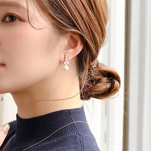 【フィービィー/phoebe】のクラシカルドロップパールイヤリング ゴールド インテリア・キッズ・メンズ・レディースファッション・服の通販 founy(ファニー) https://founy.com/ ファッション Fashion レディースファッション Fashion for Women ジュエリー Jewelry ファッションリング Fashion Rings イヤリング・フープ・ドロップタイプ Hoop, Drop & Clip Earrings イヤリング Earrings シルバー Silver, Metallic Silver パール Pearl, Pearl Accent |ID: prp329100004544581 ipo3291000000032113267
