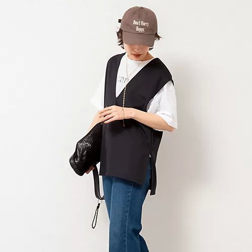 【ノーリーズ/NOLLEY'S】の【WEB STAFF高久 別注カラーあり】COOL TOUCH 深Vネックプルオーバーカットソー インテリア・キッズ・メンズ・レディースファッション・服の通販 founy(ファニー) 　ファッション　Fashion　レディースファッション　Fashion for Women　トップス・カットソー　Cut & Sew Tops　カジュアルプルオーバー・ニットトップス　Pullovers & Knit Tops / Casual Pullovers　カットソー・ベーシックTシャツ　Cut-and-Sewn Tops / Stretch Tees & Basics　Vネックトップス　V-Neck Tops / V-Cut Neckline Shirts　春　Spring　ストレッチ　Stretch, Stretchy Fabric　デニム　Denim, Jeans Material　バランス　Balance, Style Balance　ベスト　Vest, Waistcoat　ボトム　Bottoms, Lower Wear　別注　Limited Edition, Custom Order　2025年　2025　2025春夏・S/S　Spring/Summer 2025 SS25　ブラック|ID: prp329100004547724 ipo3291000000032137858