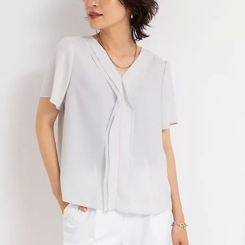 【ノーリーズソフィー/NOLLEY'S sophi】のジョーゼットVネックフリルブラウス インテリア・キッズ・メンズ・レディースファッション・服の通販 founy(ファニー) https://founy.com/ ファッション Fashion レディースファッション Fashion for Women トップス・カットソー Cut & Sew Tops シャツ・ブラウス・オフィスカジュアル Elegant Blouses & Button-Ups Vネックトップス V-Neck Tops / V-Cut Neckline Shirts 2025年 2025 2025春夏・S/S Spring/Summer 2025 SS25 ジョーゼット Georgette, Semi-Sheer Fabric フリル Frill, Ruffle フロント Front, Front Design ワイド Wide, Wide Fit エレガント 上品 Elegant 半袖 Short Sleeve, Half Sleeve ビジネス 仕事 通勤 Business / Work / Commuting |ID: prp329100004551120 ipo3291000000032166838