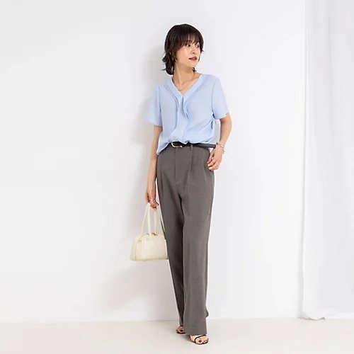【ノーリーズソフィー/NOLLEY'S sophi】のジョーゼットVネックフリルブラウス 人気、トレンドファッション・服の通販 founy(ファニー) 　ファッション　Fashion　レディースファッション　Fashion for Women　トップス・カットソー　Cut & Sew Tops　シャツ・ブラウス・オフィスカジュアル　Elegant Blouses & Button-Ups　Vネックトップス　V-Neck Tops / V-Cut Neckline Shirts　2025年　2025　2025春夏・S/S　Spring/Summer 2025 SS25　ジョーゼット　Georgette, Semi-Sheer Fabric　フリル　Frill, Ruffle　フロント　Front, Front Design　ワイド　Wide, Wide Fit　エレガント 上品　Elegant　半袖　Short Sleeve, Half Sleeve　ビジネス 仕事 通勤　Business / Work / Commuting　other-2|ID: prp329100004551120 ipo3291000000032186379