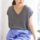 【ノーリーズ/NOLLEY'S】のラメスパンコールノースリーブVネックプルオーバーニット 人気、トレンドファッション・服の通販 founy(ファニー) ファッション Fashion レディースファッション WOMEN トップス・カットソー Tops/Tshirt ニット Knit Tops キャミソール / ノースリーブ No Sleeves プルオーバー Pullover Vネック V-Neck 2025年 2025 2025春夏・S/S Ss,Spring/Summer,2025 ショート Short バランス Balance ベスト Vest thumbnail ミディアムグレー|ID: prp329100004551126 ipo3291000000032166870