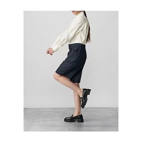 【オーバーコート/OVERCOAT】のTAILORED JUMPSUIT WITH SHIRT COLLAR 人気、トレンドファッション・服の通販 founy(ファニー) 　ファッション　Fashion　レディースファッション　Fashion for Women　トップス・カットソー　Cut & Sew Tops　シャツ・ブラウス・オフィスカジュアル　Elegant Blouses & Button-Ups　2023年　2023　2023春夏・S/S　Spring/Summer 2023 SS23　ギャザー　Gathered, Ruffled　ショート　Short, Short Length　スーツ　Suit, Formalwear　ドッキング　Docking, Mixed Material　ビジネス 仕事 通勤　Business / Work / Commuting　リラックス　Relax, Relaxed Fit　定番　Standard, Basic Item　楽ちん　Easy Fit, Comfortable　other-3|ID: prp329100004551296 ipo3291000000033513653