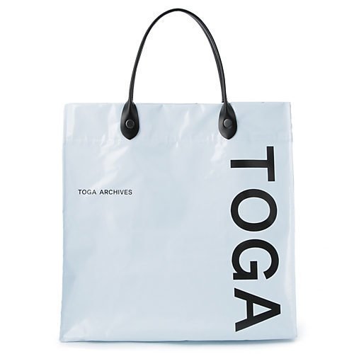 【トーガ/TOGA】のTOGA logo tote bag small インテリア・キッズ・メンズ・レディースファッション・服の通販 founy(ファニー) https://founy.com/ ファッション Fashion レディースファッション WOMEN バッグ Bag 2023年 2023 2023-2024秋冬・A/W Aw/Autumn/Winter//Fw/Fall-Winter/2023-2024 コーティング Coating ポケット Pocket 軽量 Lightweight |ID: prp329100004551409 ipo3291000000032168527