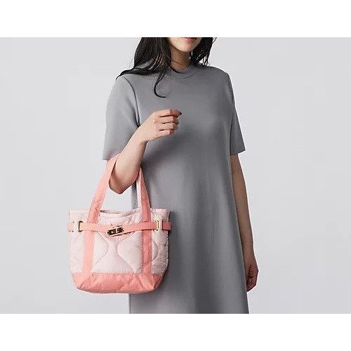 【シータパランティカ/sita parantica】のTOTEバッグ S インテリア・キッズ・メンズ・レディースファッション・服の通販 founy(ファニー) 　ファッション　Fashion　レディースファッション　WOMEN　バッグ　Bag　キルト　Quilt　Salmon Pink|ID: prp329100004551410 ipo3291000000032168540