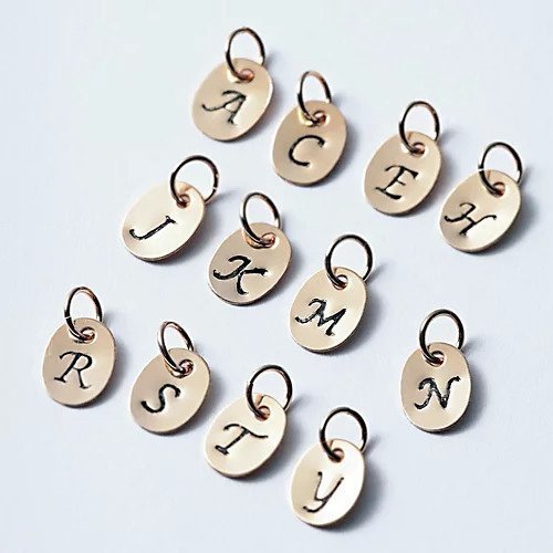 【ナチュラリジュエリ/NATURALI JEWELRY】のK14ゴールド フィルド イニシャルチャーム 人気、トレンドファッション・服の通販 founy(ファニー) 　ファッション　Fashion　レディースファッション　Ladies' Fashion Online　ギフト プレゼント　Gift Present　チャーム　Charm　プレート　Plate　人気　Popularity　other-2|ID: prp329100004551987 ipo3291000000032638175