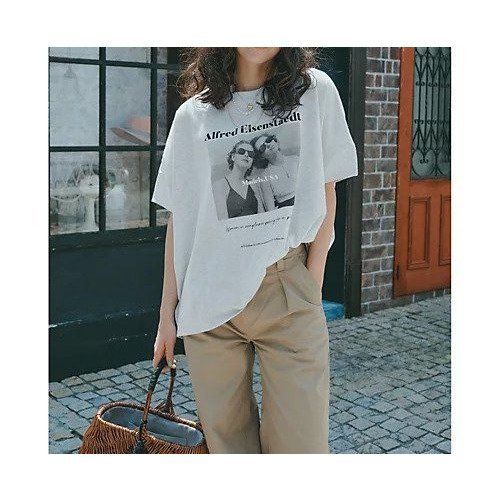【スアデオ/suadeo】の【suadeo別注】LIFE ルーズシルエットTシャツ 人気、トレンドファッション・服の通販 founy(ファニー) 　ファッション　Fashion　レディースファッション　Fashion for Women　トップス・カットソー　Cut & Sew Tops　シャツ・ブラウス・オフィスカジュアル　Elegant Blouses & Button-Ups　ロングTシャツ・Tシャツ　Longline T-Shirts & Tees　洗える　Machine Washable　グラフィック　Graphic, Graphic Design　コレクション　Collection, Seasonal Line　シンプル　Simple, Minimal　スリット　Slit, Slit Detail　雑誌　Magazine, Fashion Magazine　バランス　Balance, Style Balance　プリント　Print, Printed Pattern　別注　Limited Edition, Custom Order　モノトーン　Monotone, Black and White　other-2|ID: prp329100004553182 ipo3291000000032536212