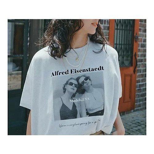 【スアデオ/suadeo】の【suadeo別注】LIFE ルーズシルエットTシャツ 人気、トレンドファッション・服の通販 founy(ファニー) 　ファッション　Fashion　レディースファッション　Fashion for Women　トップス・カットソー　Cut & Sew Tops　シャツ・ブラウス・オフィスカジュアル　Elegant Blouses & Button-Ups　ロングTシャツ・Tシャツ　Longline T-Shirts & Tees　洗える　Machine Washable　グラフィック　Graphic, Graphic Design　コレクション　Collection, Seasonal Line　シンプル　Simple, Minimal　スリット　Slit, Slit Detail　雑誌　Magazine, Fashion Magazine　バランス　Balance, Style Balance　プリント　Print, Printed Pattern　別注　Limited Edition, Custom Order　モノトーン　Monotone, Black and White　other-3|ID: prp329100004553182 ipo3291000000032536213