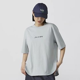 【サクラ/SACRA】 ロゴ入りコットンTシャツ人気、トレンドファッション・服の通販 founy(ファニー) ファッション Fashion レディースファッション WOMEN トップス・カットソー Tops/Tshirt シャツ/ブラウス Shirts/Blouses ロング / Tシャツ T-Shirts バランス Balance |ID:prp329100004553243