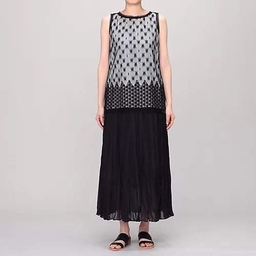 【ルネ/LUNE】のBEE LACE TOP 人気、トレンドファッション・服の通販 founy(ファニー) 　ファッション　Fashion　レディースファッション　WOMEN　ワンピース　Dress　コンビ　Combination　ノースリーブ　No Sleeve　フロント　Front　モチーフ　Motif　ヨーク　Yoke　リボン　Ribbon　レース　Race　other-2|ID: prp329100004553283 ipo3291000000032182857