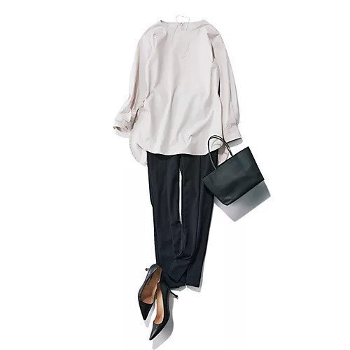 【トゥエルブクローゼット/12closet】のスリット入りロングブラウス 人気、トレンドファッション・服の通販 founy(ファニー) 　ファッションモデル・俳優・女優　Models　女性　Women　福田麻琴　Fukuda Makoto　ファッション　Fashion　レディースファッション　WOMEN　トップス・カットソー　Tops/Tshirt　シャツ/ブラウス　Shirts/Blouses　11月号　November Issue　カフス　Cuffs　スリット　Slit　バランス　Balance　ロング　Long　人気　Popularity　洗える　Washable　other-2|ID: prp329100004553311 ipo3291000000032182991
