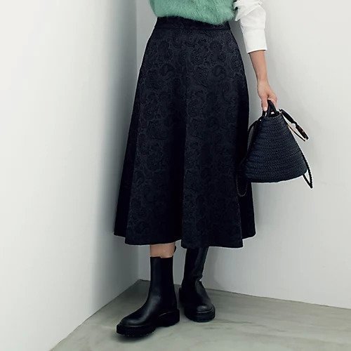 【サキ/saqui】の【LEE DAYS 限定】ペイズリージャガードスカート 人気、トレンドファッション・服の通販 founy(ファニー) 　ファッション　Fashion　レディースファッション　WOMEN　スカート　Skirt　イタリア　Italy　エレガント 上品　Elegant　ジャカード　Jacquard　ストレッチ　Stretch　スペシャル　Special　フレア　Flare　ペイズリー　Paisley　ミモレ　Mimore　リアル　Real　別注　Special Order　無地　Plain Color　other-3|ID: prp329100004553426 ipo3291000000032351427